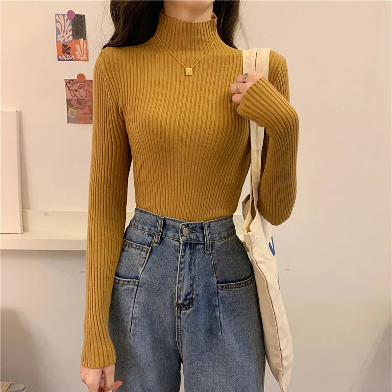 IVORY Minimal Sweater