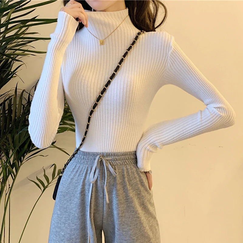 IVORY Minimal Sweater