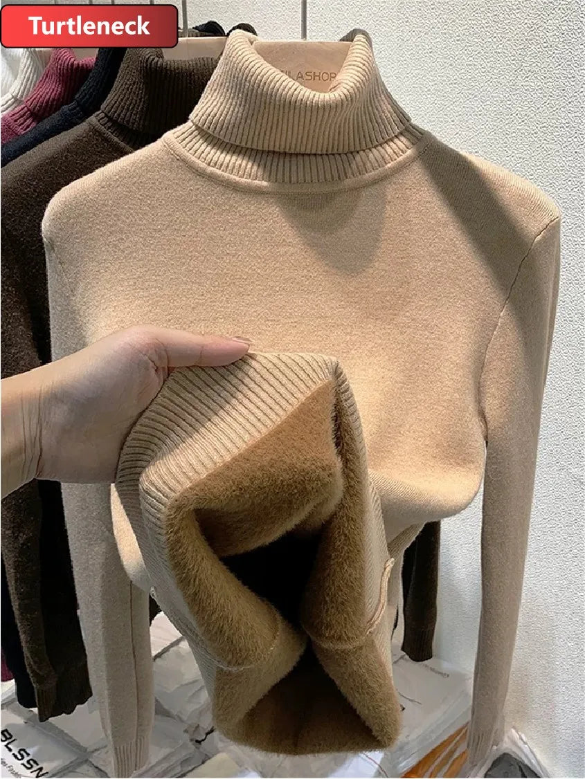 SIENNA Refined Turtleneck