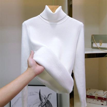 SIENNA Refined Turtleneck