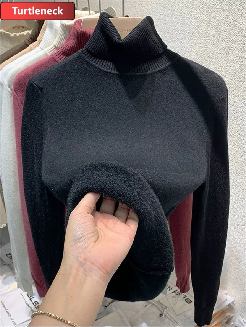 SIENNA Refined Turtleneck