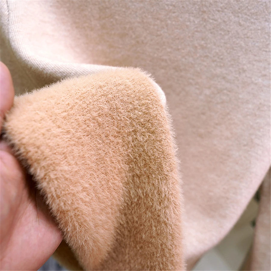 SIENNA Refined Turtleneck